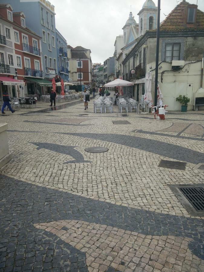 Margem Do Rio Tejo, Pe De Lisboa,Cacilhas Almada Lägenhet Exteriör bild